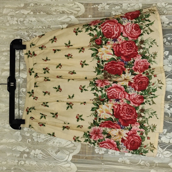 Handmade Cotton Holiday Apron - Picture 1 of 2